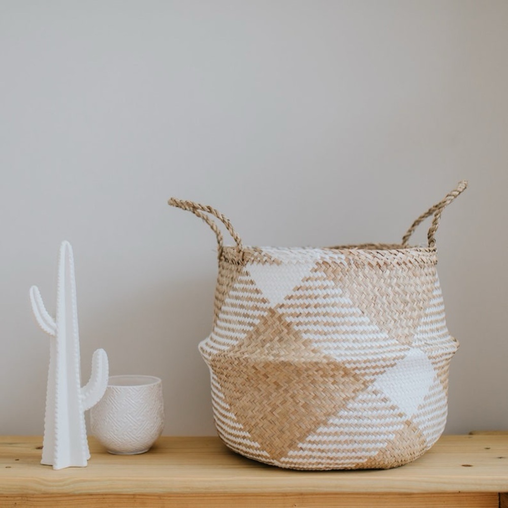 Large White Patterned Belly Basket